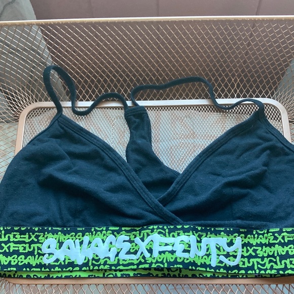 Savage X Fenty Other - SAVAGE X FENTY Black and Green Sports Bra!